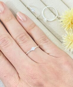 P2-8 ANEL SOLITARIO 0.9g LOTE 19