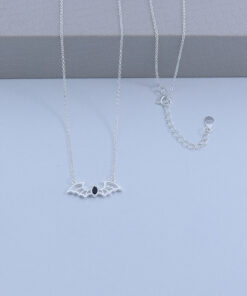 C1-24 COLAR IMPORTADO MORCEGO Peso Aproximado 1,9g Lote 17