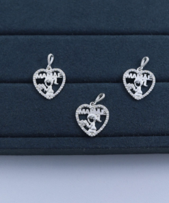 F1-18 Pingente  Menina PIF270  1,3g Lote 19