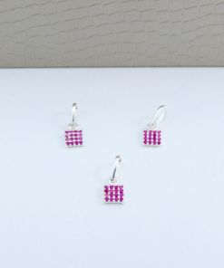 F1-13 Pingente Quadrado 0,30g Lote 19