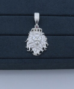 M1-41 Pingente Leão TAM 4,9cm  9.5g  Lote 2